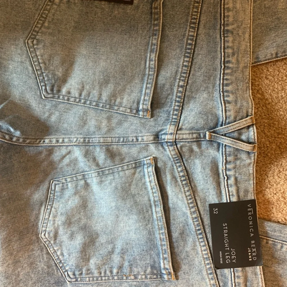 Veronica Beard Joey Straight Leg High Rise NWT Women’s Jeans Sz 32 Silverwood - Picture 5 of 5